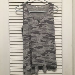 Grey tank top